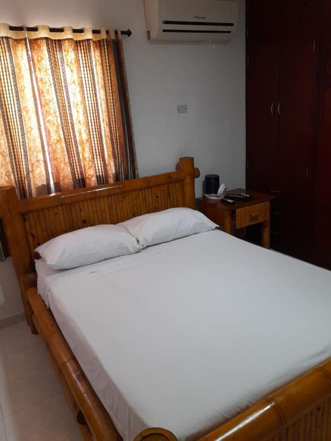 Hotel Cartagena Airport Exterior photo