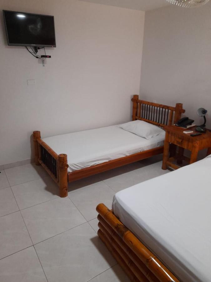 Hotel Cartagena Airport Exterior photo